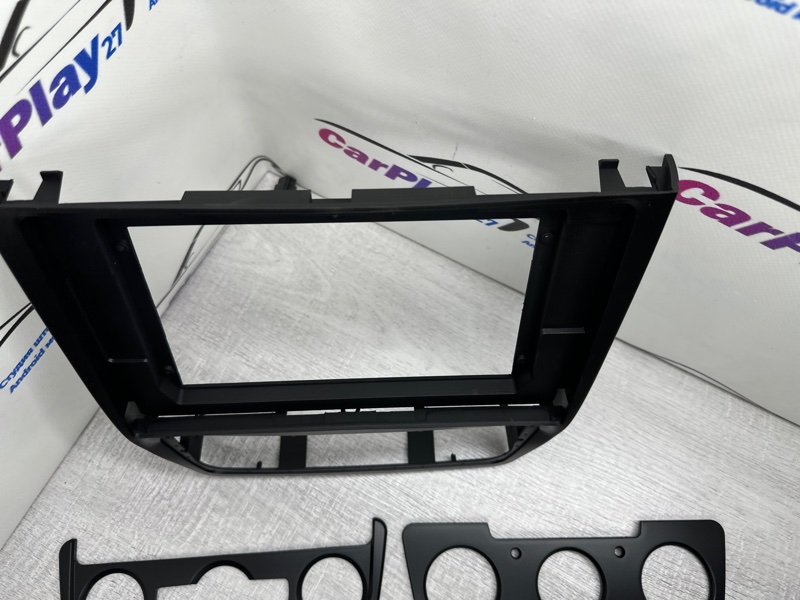 Переходная рамка магнитолы