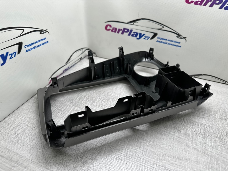 Переходная рамка магнитолы