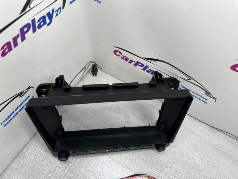 Переходная рамка магнитолы