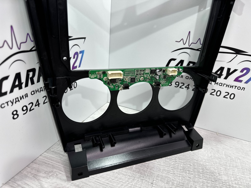 Переходная рамка магнитолы