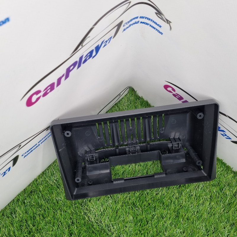 Переходная рамка магнитолы