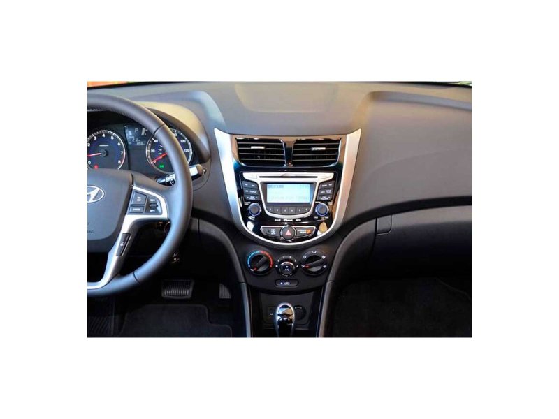 Магнитола штатная