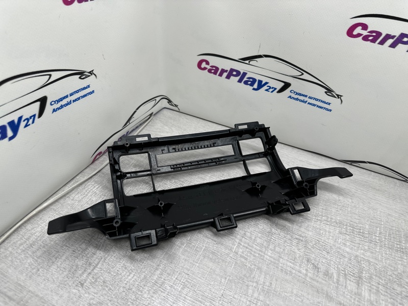 Переходная рамка магнитолы