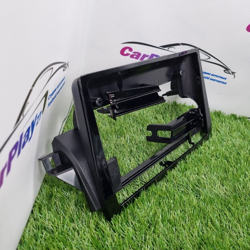 Переходная рамка магнитолы