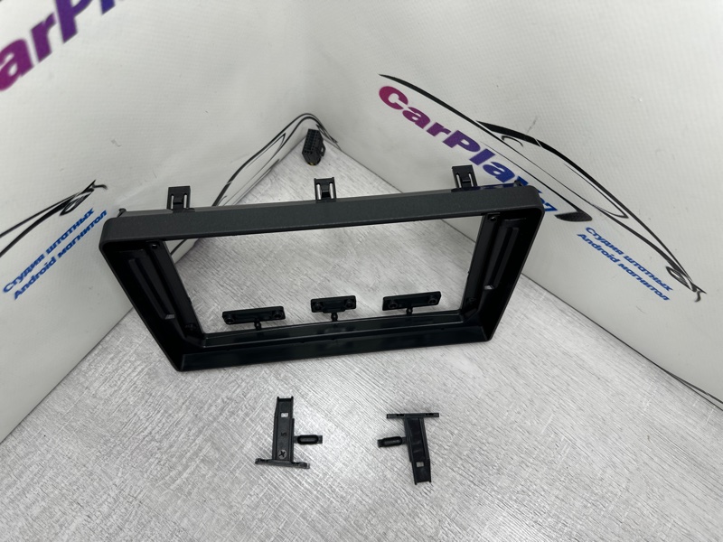 Переходная рамка магнитолы