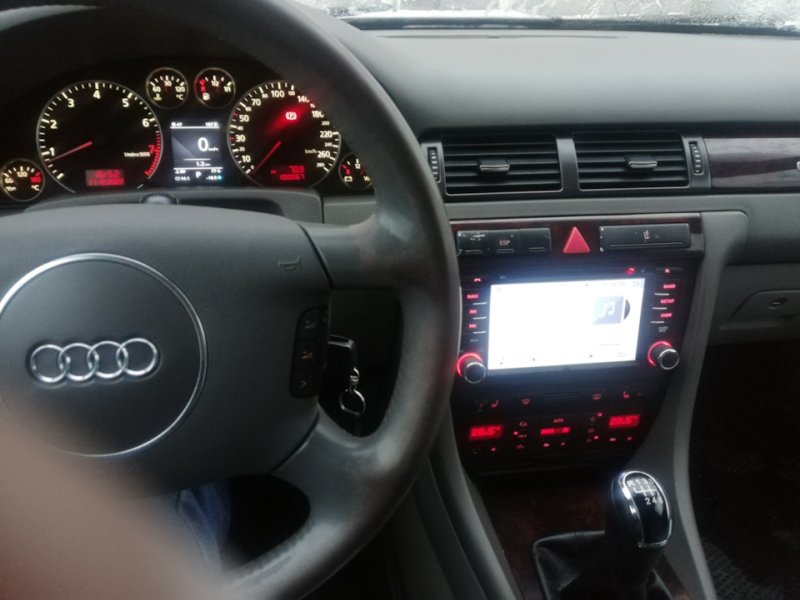 Магнитола штатная