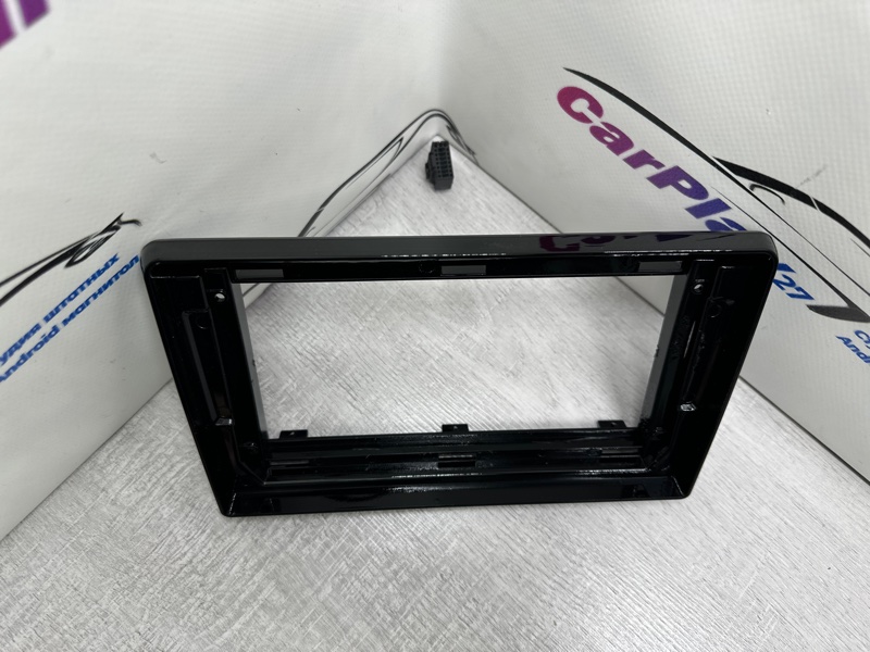 Переходная рамка магнитолы