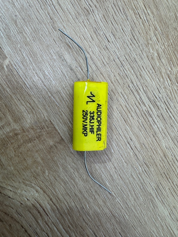 Конденсатор динамика