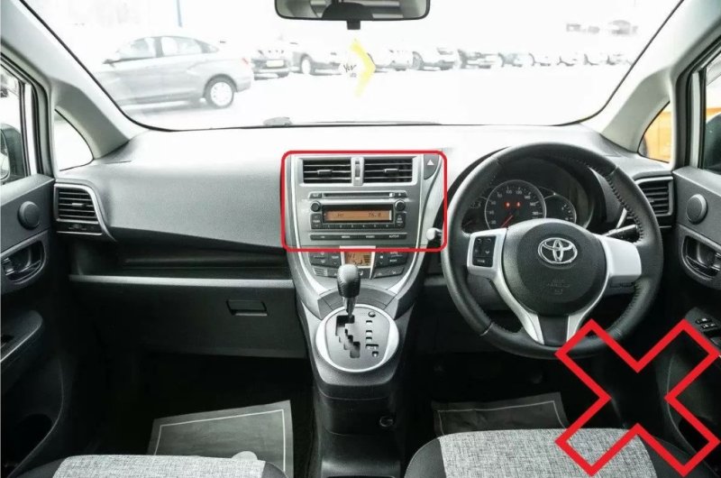 Переходная рамка магнитолы