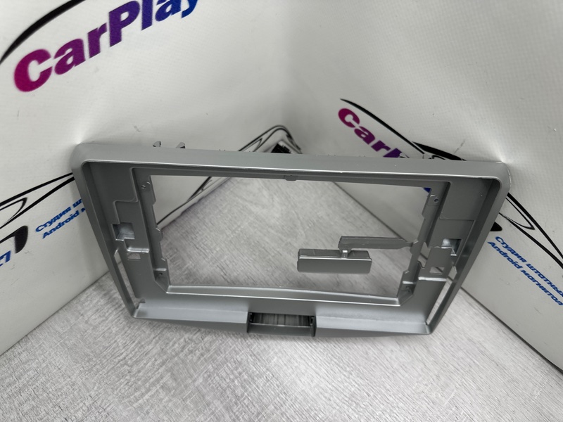 Переходная рамка магнитолы