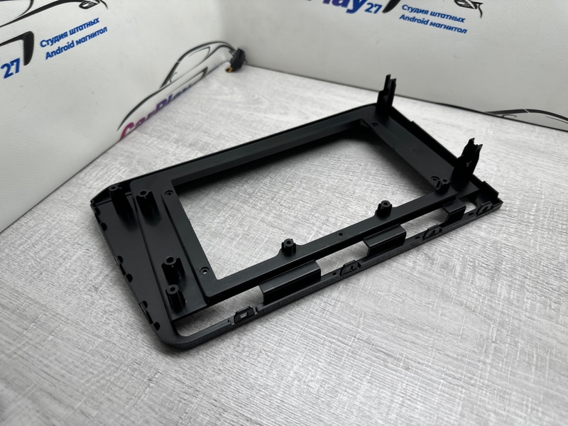 Переходная рамка магнитолы