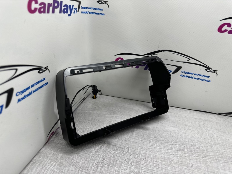 Переходная рамка магнитолы