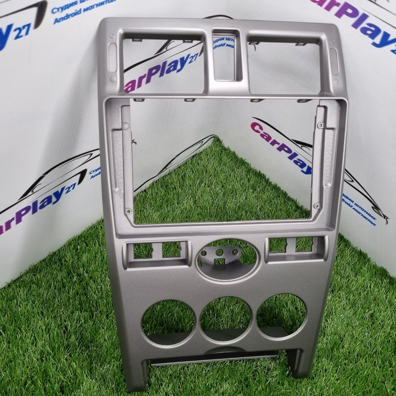 Переходная рамка магнитолы