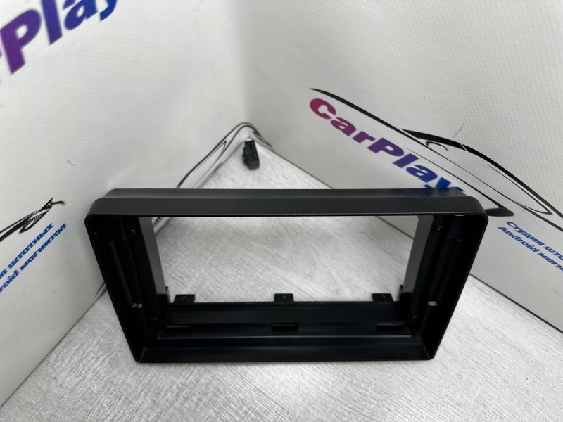 Переходная рамка магнитолы