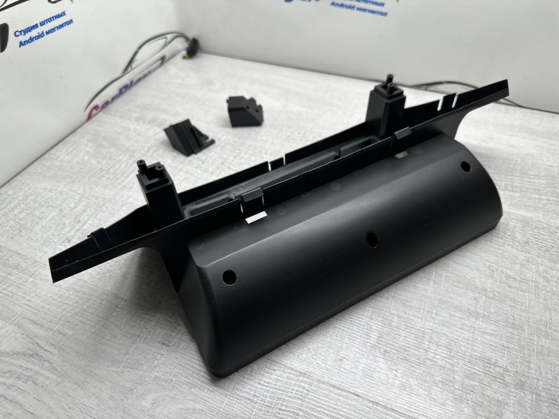 Переходная рамка магнитолы