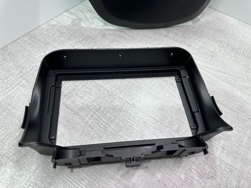 Переходная рамка магнитолы