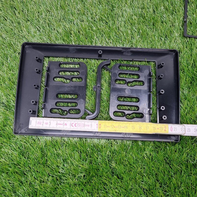 Переходная рамка магнитолы