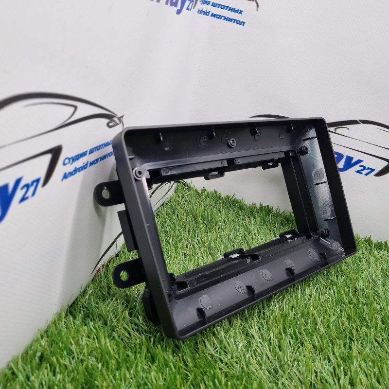 Переходная рамка магнитолы