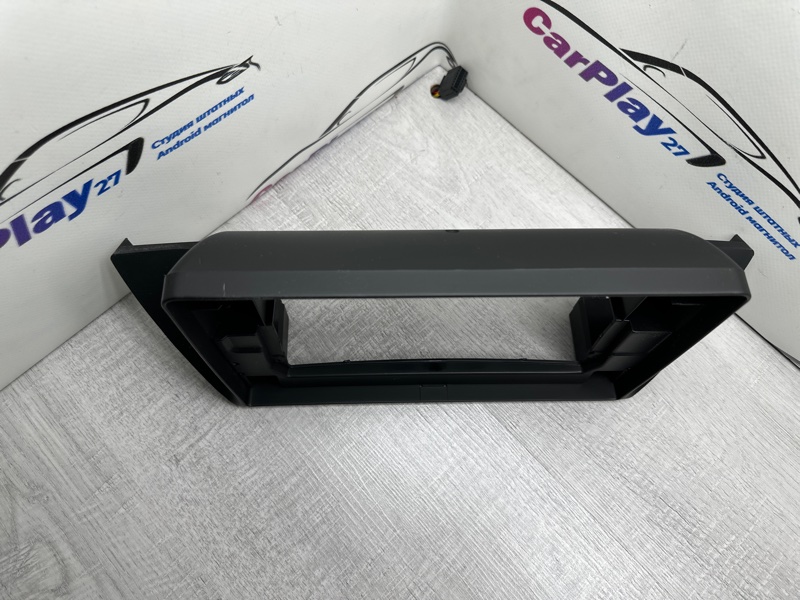 Переходная рамка магнитолы