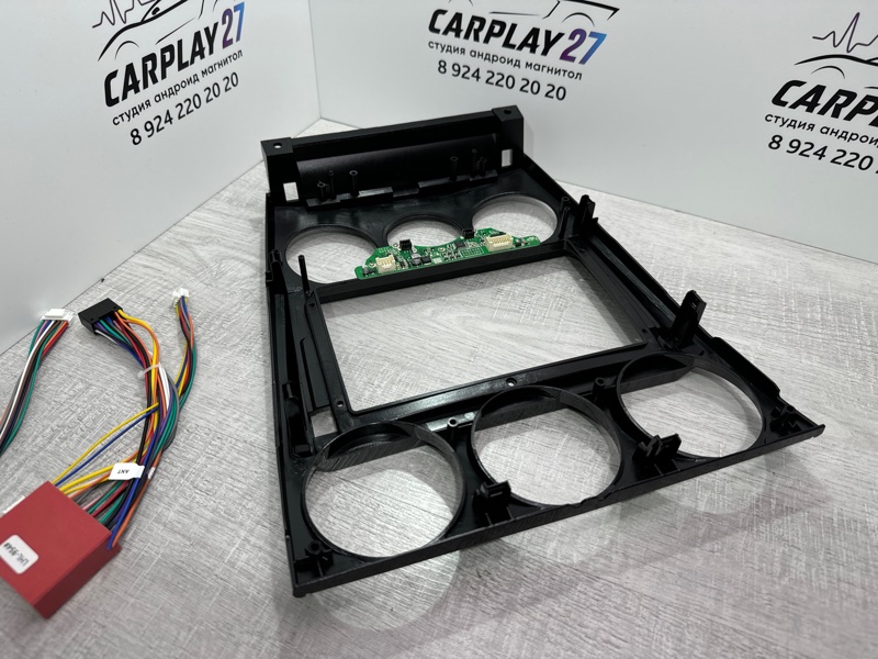 Переходная рамка магнитолы