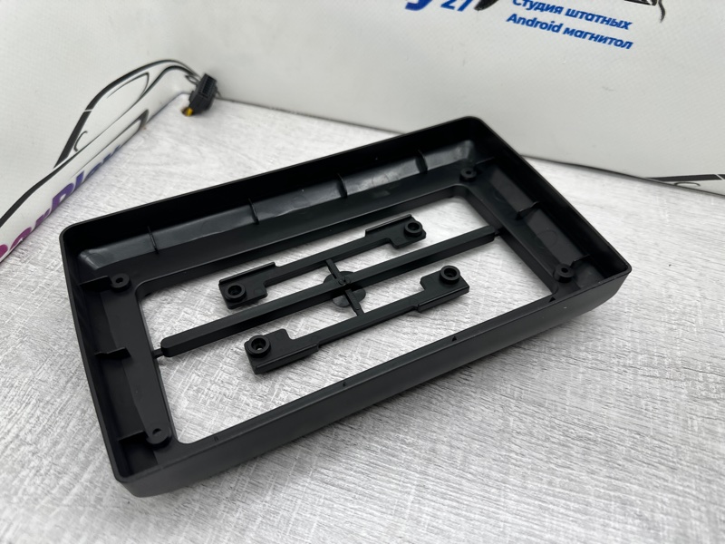 Переходная рамка магнитолы