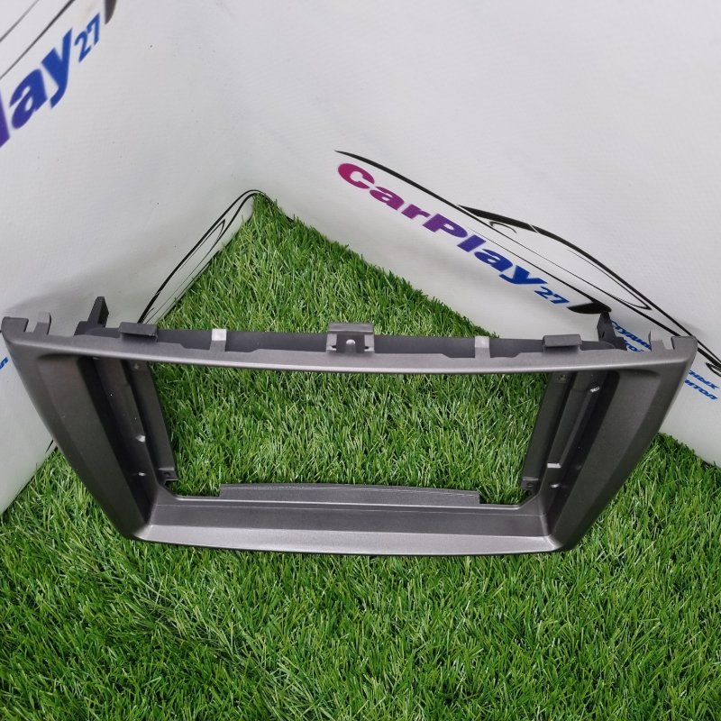 Переходная рамка магнитолы