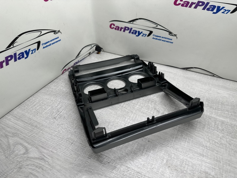 Переходная рамка магнитолы