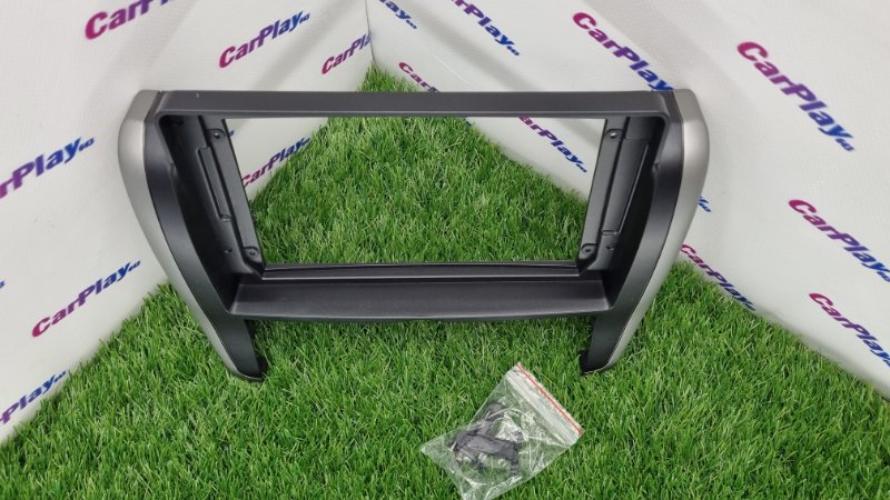 Переходная рамка магнитолы