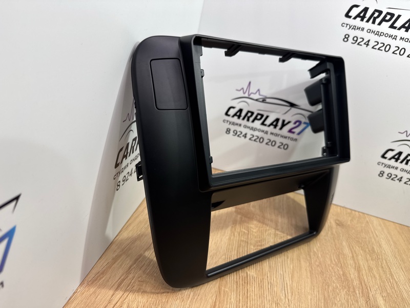 Переходная рамка магнитолы Nissan Patrol 2001