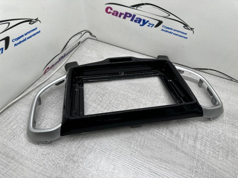 Переходная рамка магнитолы