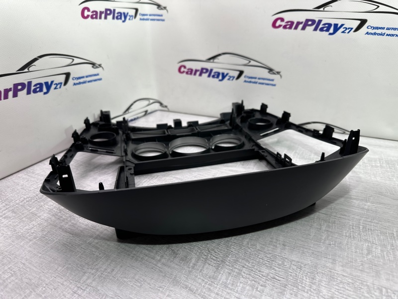 Переходная рамка магнитолы