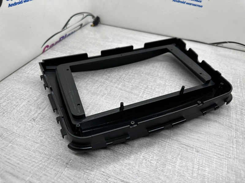 Переходная рамка магнитолы