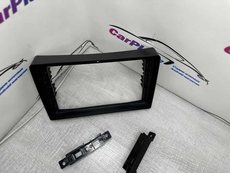 Переходная рамка магнитолы