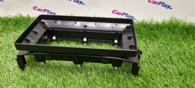 Переходная рамка магнитолы