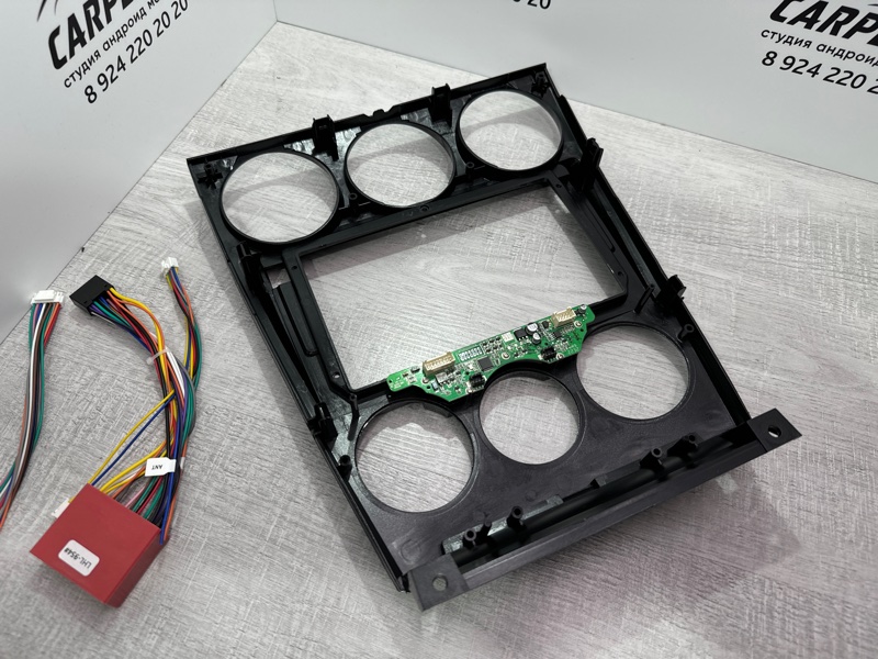 Переходная рамка магнитолы