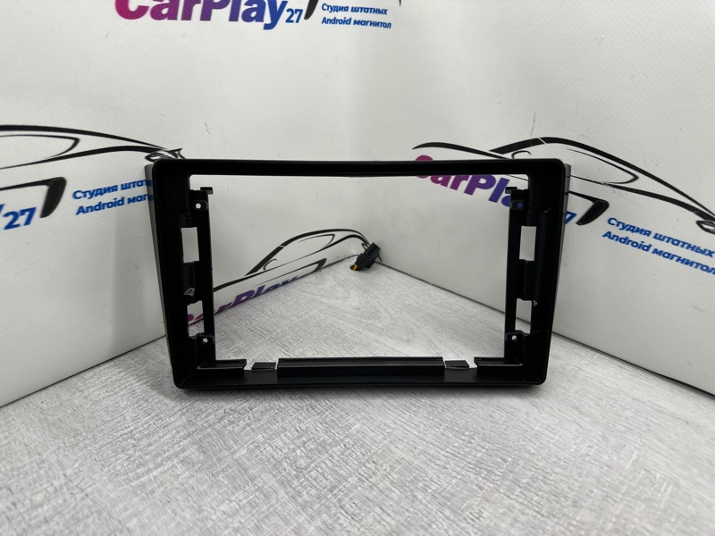 Переходная рамка магнитолы