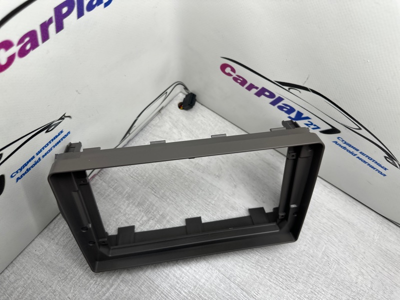 Переходная рамка магнитолы