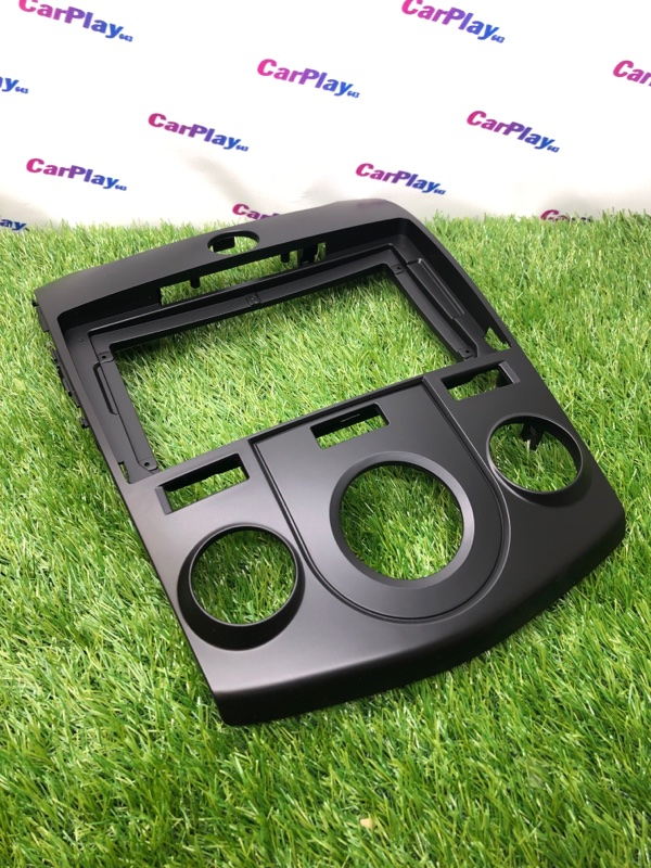 Переходная рамка магнитолы