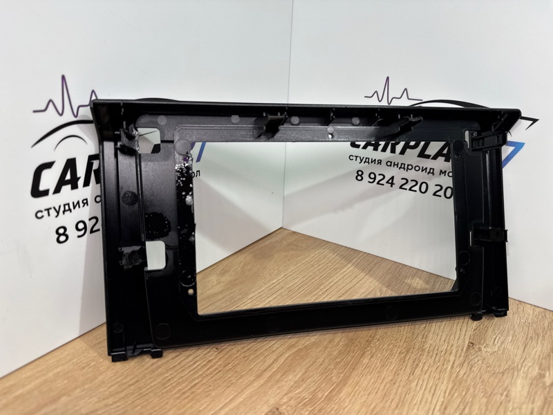 Переходная рамка магнитолы