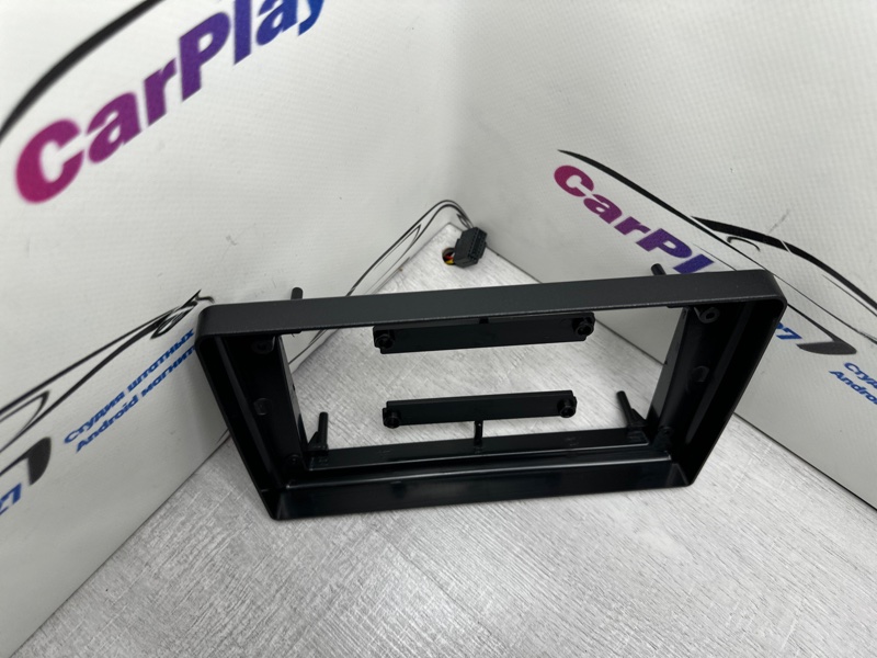 Переходная рамка магнитолы