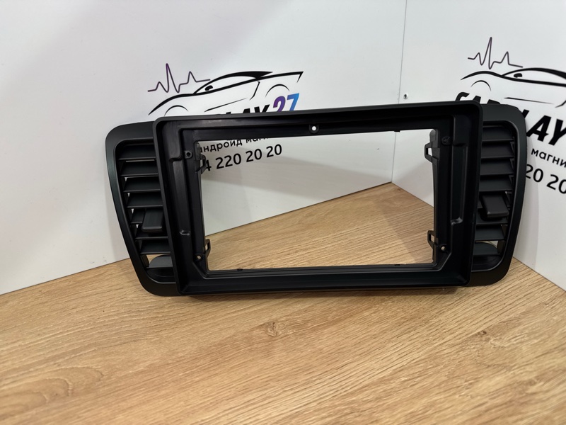 Переходная рамка магнитолы