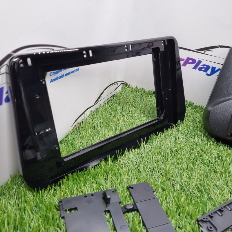 Переходная рамка магнитолы