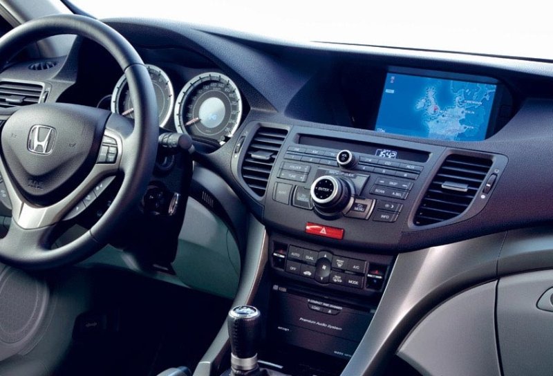 Переходная рамка магнитолы