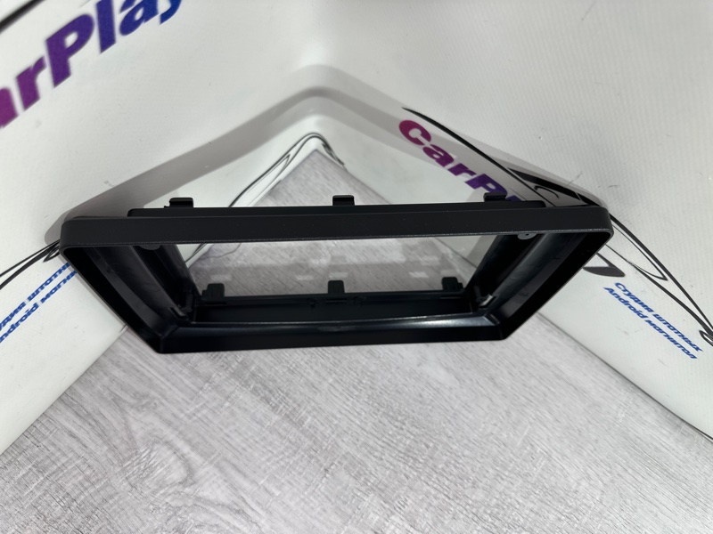 Переходная рамка магнитолы