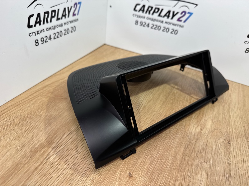 Переходная рамка магнитолы