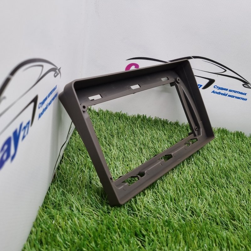 Переходная рамка магнитолы