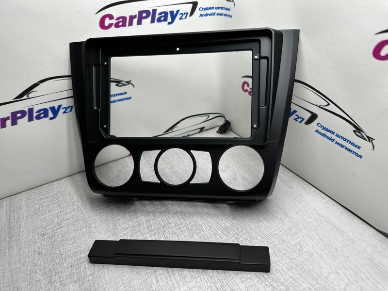 Переходная рамка магнитолы