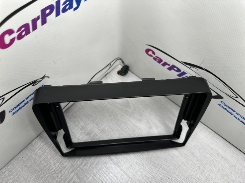 Переходная рамка магнитолы