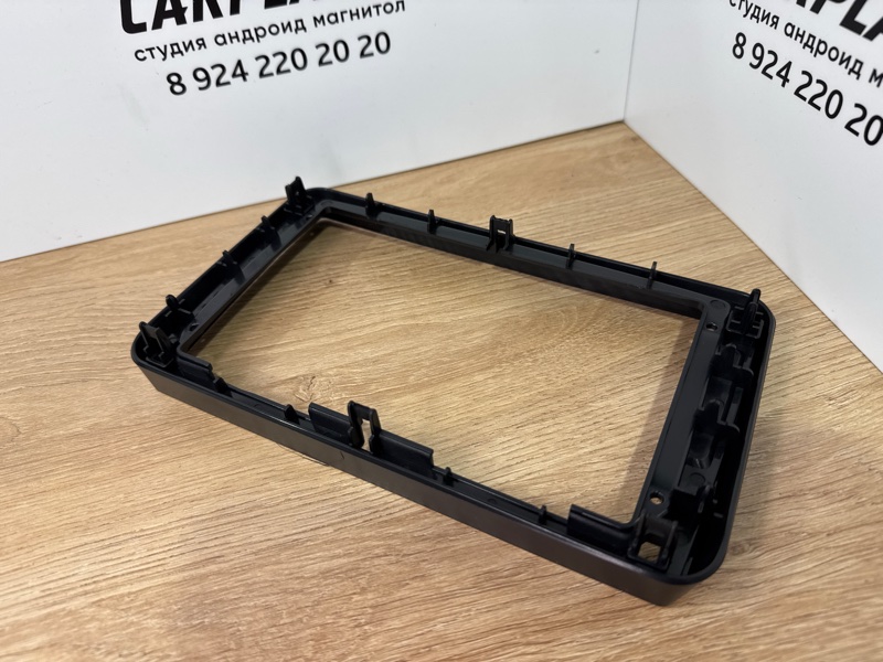 Переходная рамка магнитолы