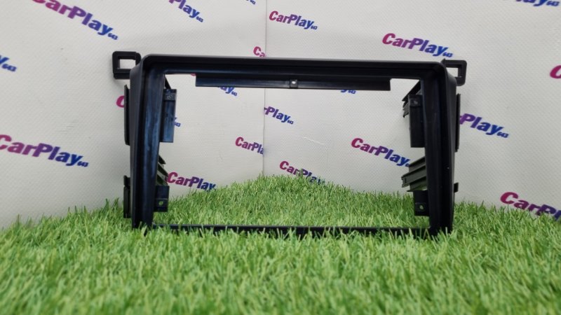 Переходная рамка магнитолы